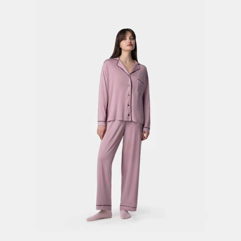 Կանացի գիշերազգեստի հավաքածու